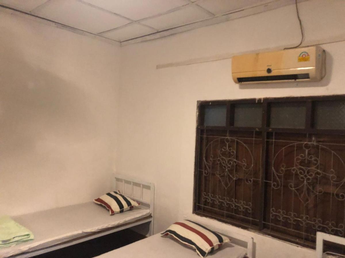 Vernice Backpacker Hostel Viêng Chăn Ngoại thất bức ảnh