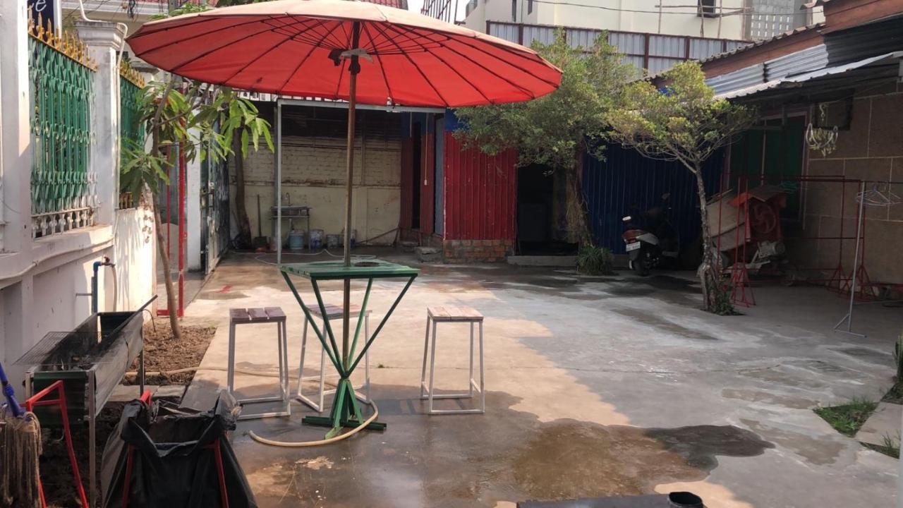 Vernice Backpacker Hostel Viêng Chăn Ngoại thất bức ảnh
