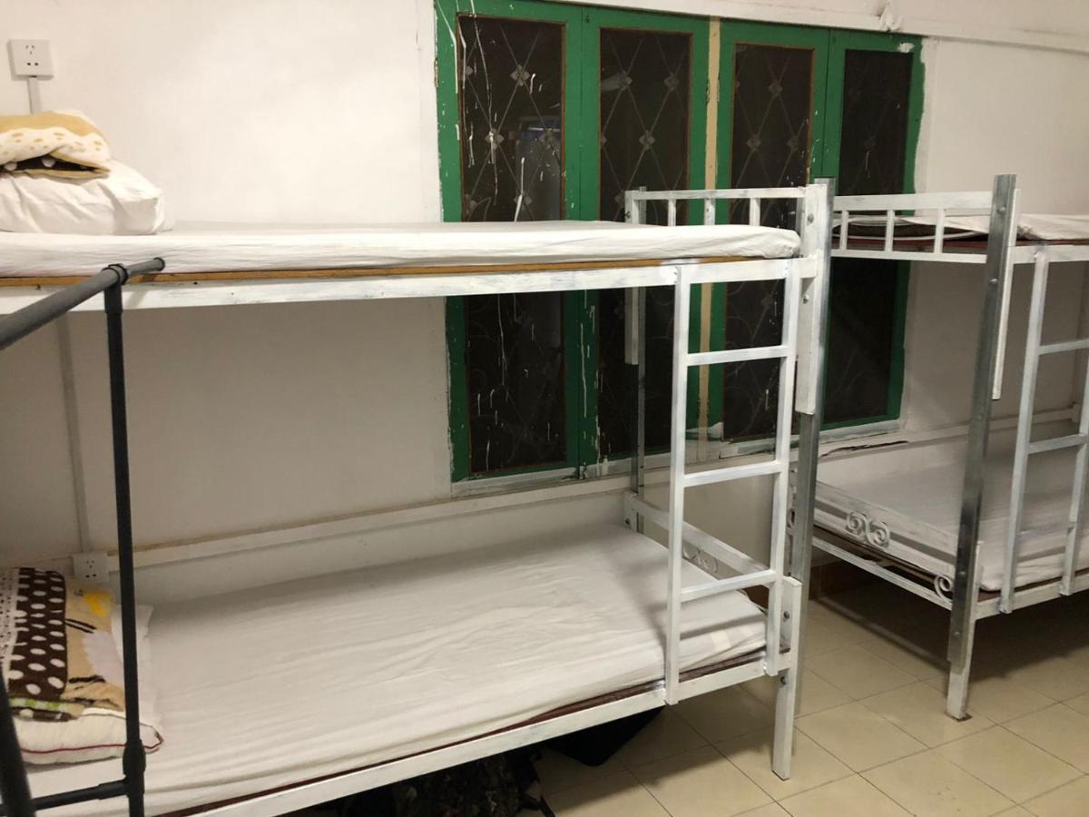 Vernice Backpacker Hostel Viêng Chăn Ngoại thất bức ảnh