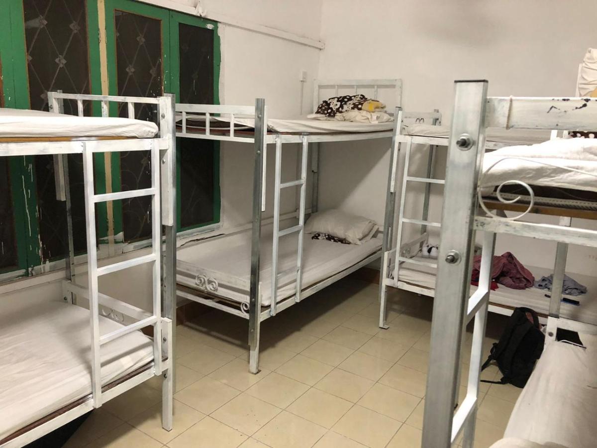 Vernice Backpacker Hostel Viêng Chăn Ngoại thất bức ảnh